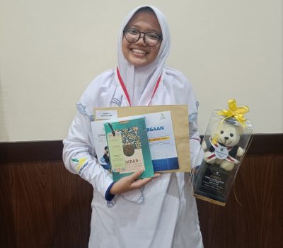 Talita Dari SMAIT Al Uswah Juara Tahfidz Olimpiade SIT Se Jawa Timur