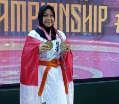 Siswa SMPIT Al Uswah Raih Dua Emas Di Kejuaraan Karate Piala Raja