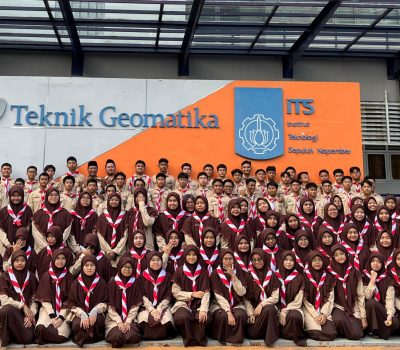 Visiting Campus, Siswa SMAIT Al Uswah Kunjungi Teknik Geomatika ITS