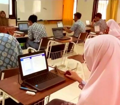 44 Siswa SMAIT Al Uswah Surabaya Ikuti OSN Tingkat Kota Surabaya