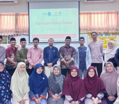 Sigap Selamatkan Jiwa Guru SD Al Uswah 2 Surabaya Ikuti Pelatihan Basic Life Support