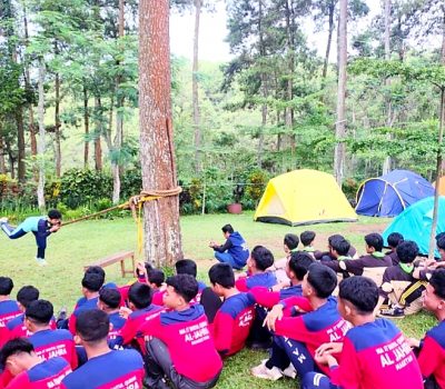 27 Penegak Pramuka SMAIT Al Uswah Surabaya ikuti KEMBARA JSIT Jawa Timur