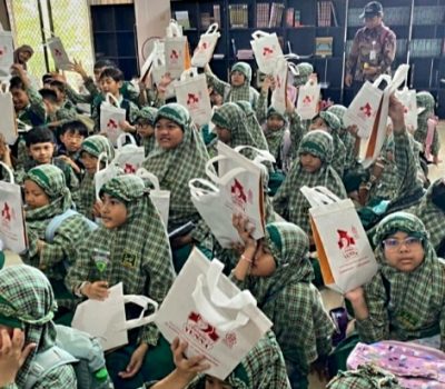 Outdoor Learning Kelas 3 SDIT Al Uswah Surabaya Belajar Berbisnis ke Pempek Yenna