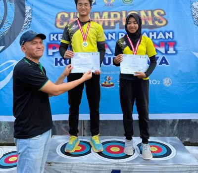 M. Atallah dari SMAIT Al Uswah Raih Juara 1 Kejuaraan Panahan Piala KONI Surabaya