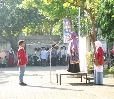 MPLS SMAIT Al Uswah Surabaya Membangun Fondasi yang Kuat untuk Masa Depan