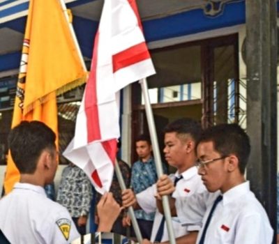 Regenerasi Pengurus OSIS SMPIT Al Uswah Surabaya