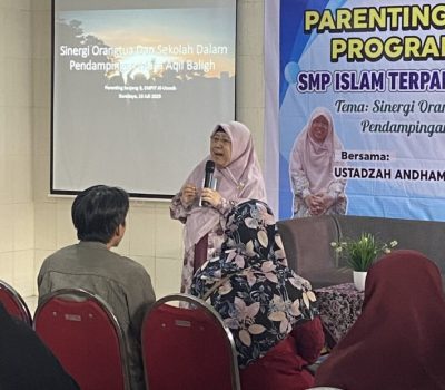 Parenting Sinergi Orang Tua dan Sekolah Dalam Pendampingan di Masa Aqil Baligh