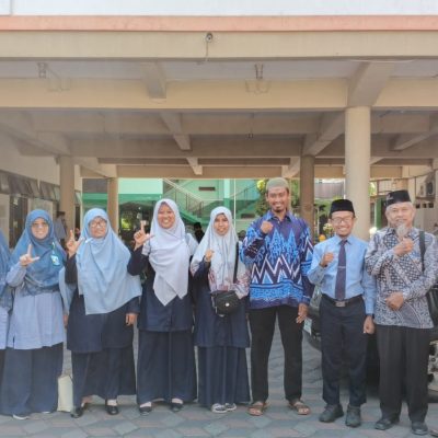 Yayasan Al Furqon Lamongan Studi Inspirasi Pembelajaran Al Qur’an di SDIT Al Uswah Surabaya